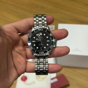 Omega Seamaster Diver 300M Black Dial | Ref. 011